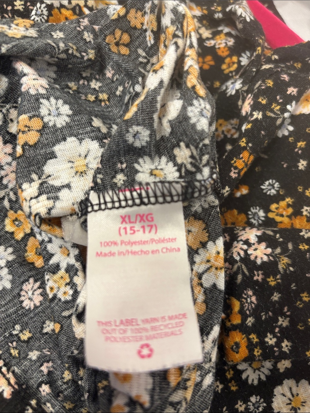 Women’s Stylish Shirt Bundle – 5 Pieces | Size XL | Floral & Trendy Prints - Picture 4 of 16